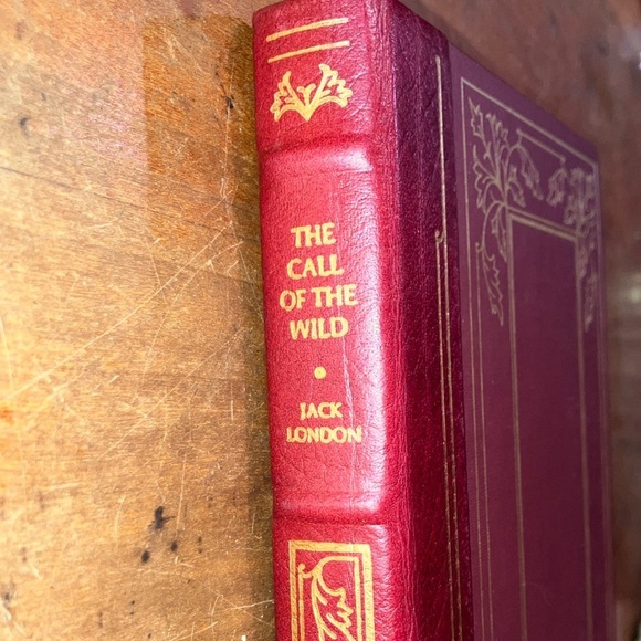Book: Red Leather Bound 'The Call of the Wild' by Jack London Book - Picture 1 of 16